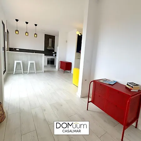 Domuum Holidays -casalmar Family Apartment